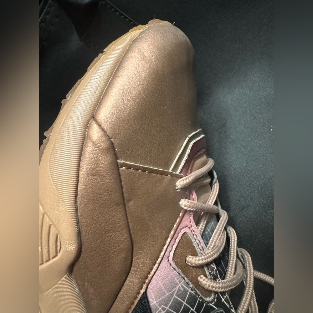 Puma Rose Gold Shoes Sneakers 7.5 - Picture 5 of 9